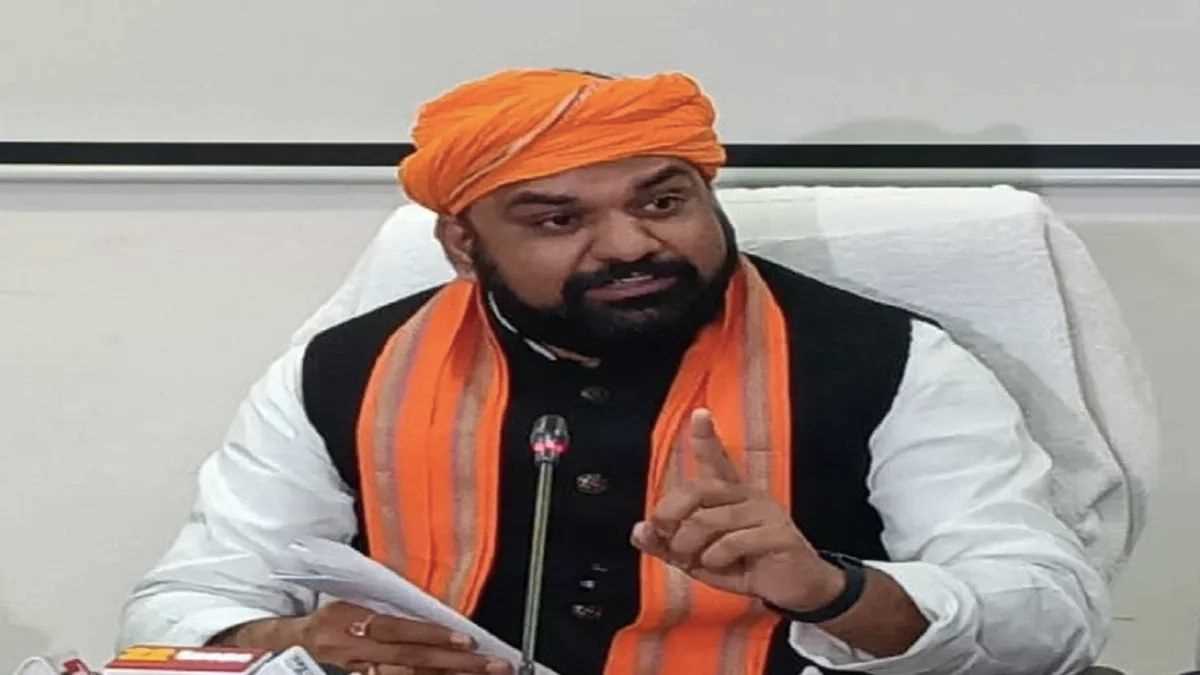 बिहार भाजपा में सीएम चेहरे को लेकर सख्त हिंदुत्ववादी की खोज शुरू!